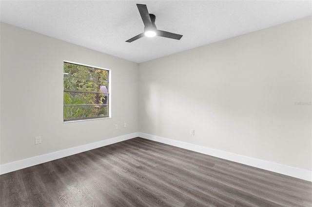 5014 BARRINGTON CIRCLE 2102, Sarasota, FL 34234