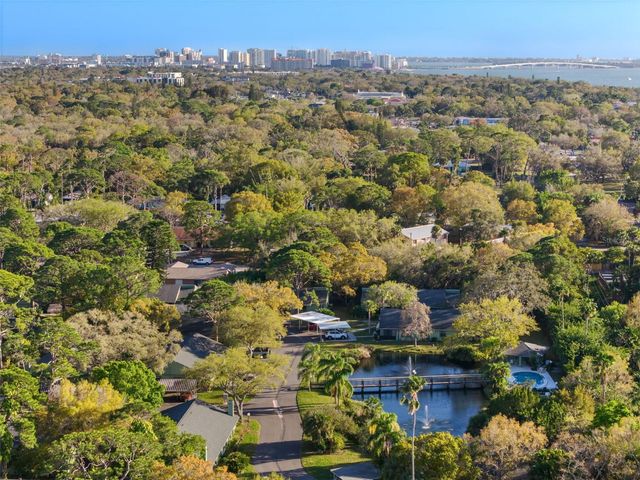 5014 BARRINGTON CIRCLE 2102, Sarasota, FL 34234