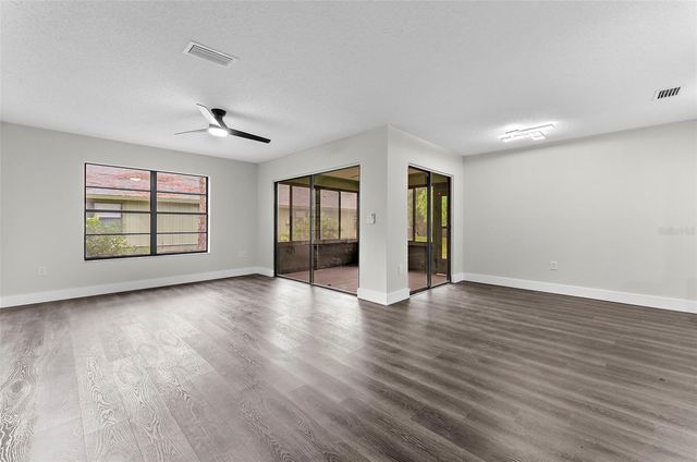 5014 BARRINGTON CIRCLE 2102, Sarasota, FL 34234