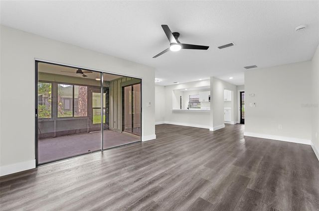 5014 BARRINGTON CIRCLE 2102, Sarasota, FL 34234