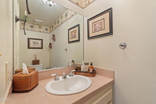 625 S Broadway 2, Redondo Beach, CA 90277