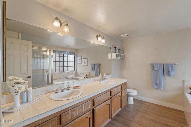 625 S Broadway 2, Redondo Beach, CA 90277