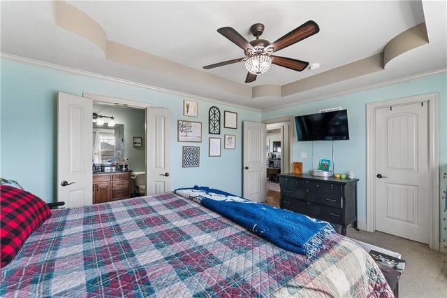 12204 E 214th Street, Peculiar, MO 64078