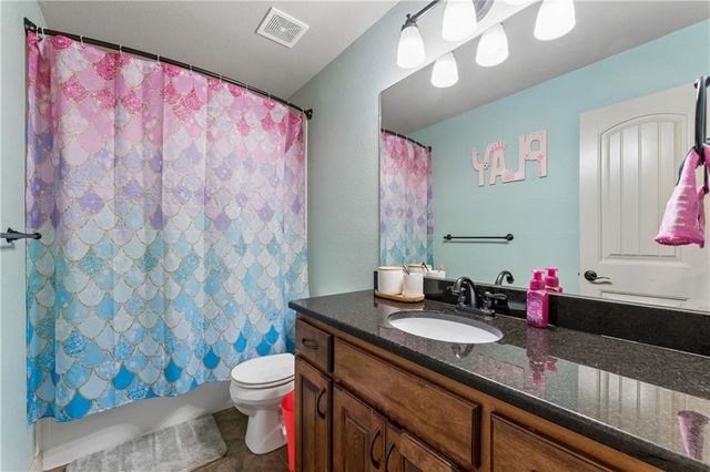 12204 E 214th Street, Peculiar, MO 64078