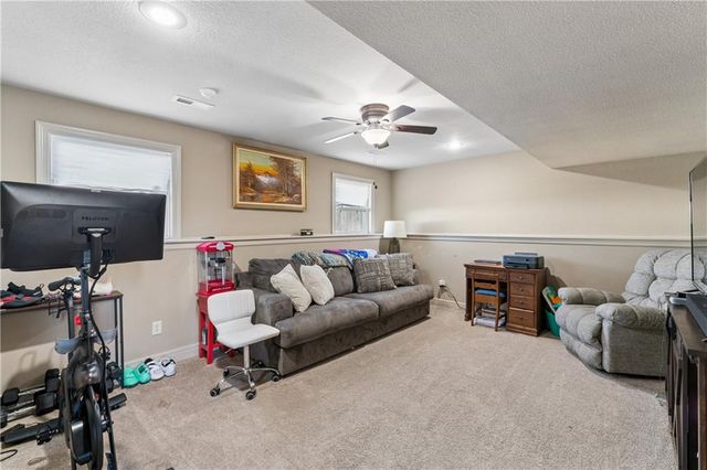 12204 E 214th Street, Peculiar, MO 64078