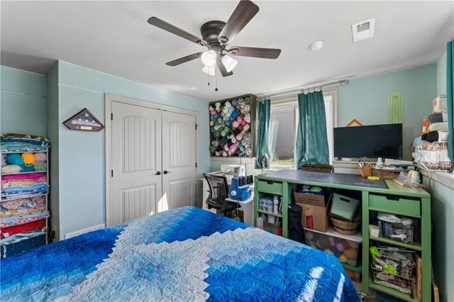 12204 E 214th Street, Peculiar, MO 64078