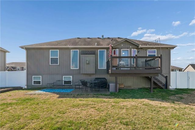 12204 E 214th Street, Peculiar, MO 64078