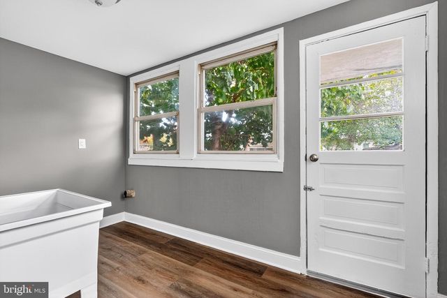 15 ADELLA AVE, Hamilton, NJ 08609