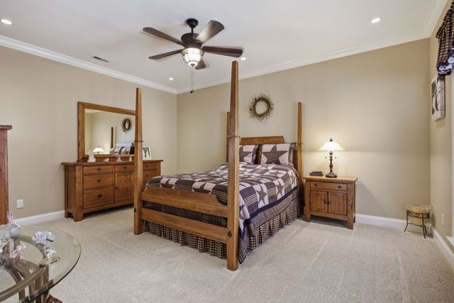 4016 St Andrews Ln, Spring Hill, TN 37174