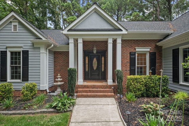 110 N Shore Drive, Mooresville, NC 28117