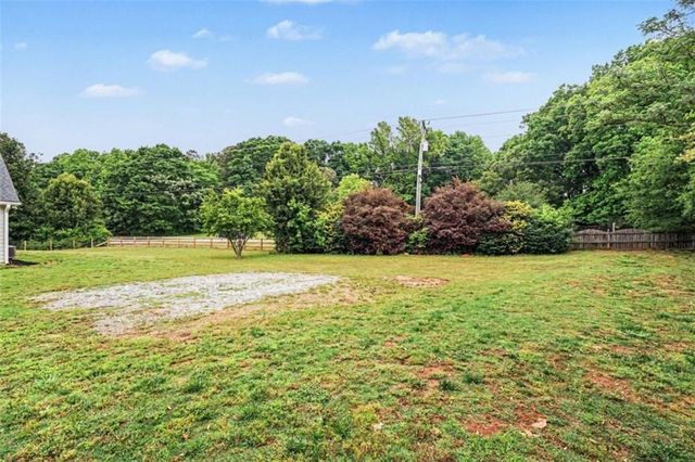 25 Isaiah Drive, Jefferson, GA 30549