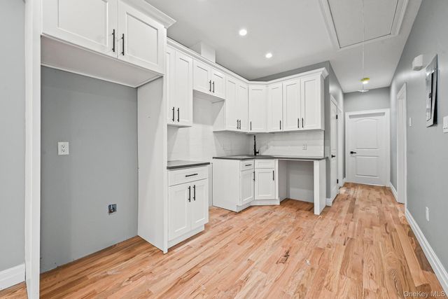 118-11 Lakeview Boulevard, Jamaica, NY 11434