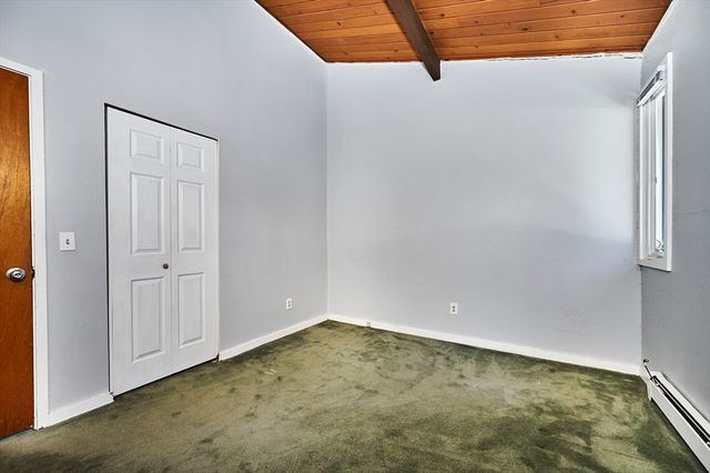 242 N East St. 24, Amherst, MA 01002
