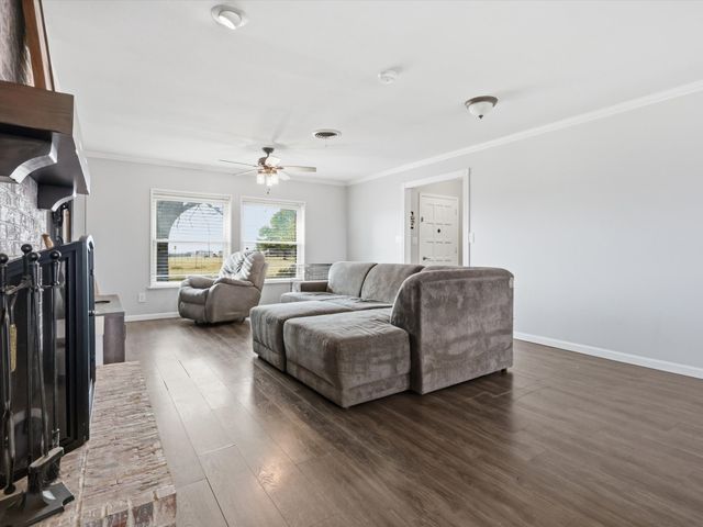 3007 County Road 805b, Cleburne, TX 76031