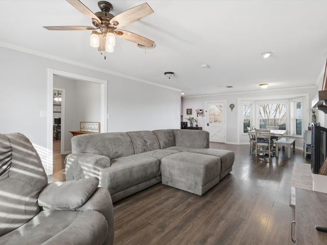 3007 County Road 805b, Cleburne, TX 76031