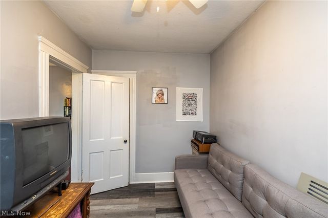 1337 W 67th Street, Cleveland, OH 44102