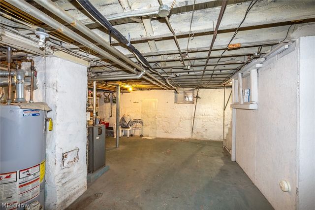 1337 W 67th Street, Cleveland, OH 44102