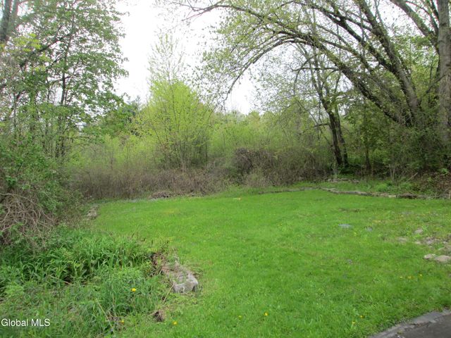 15 Wilson Street, Gloversville, NY 12078