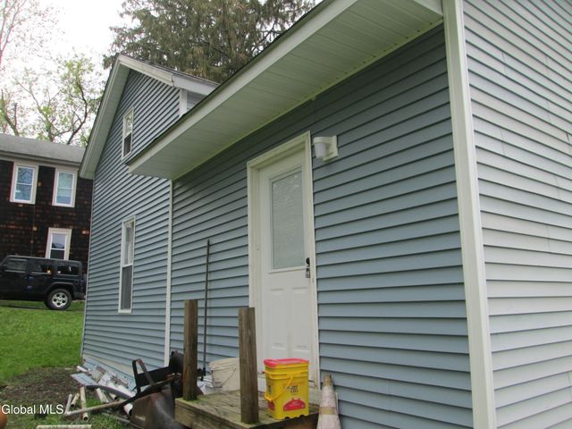 15 Wilson Street, Gloversville, NY 12078