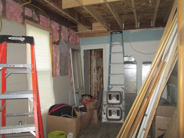 15 Wilson Street, Gloversville, NY 12078