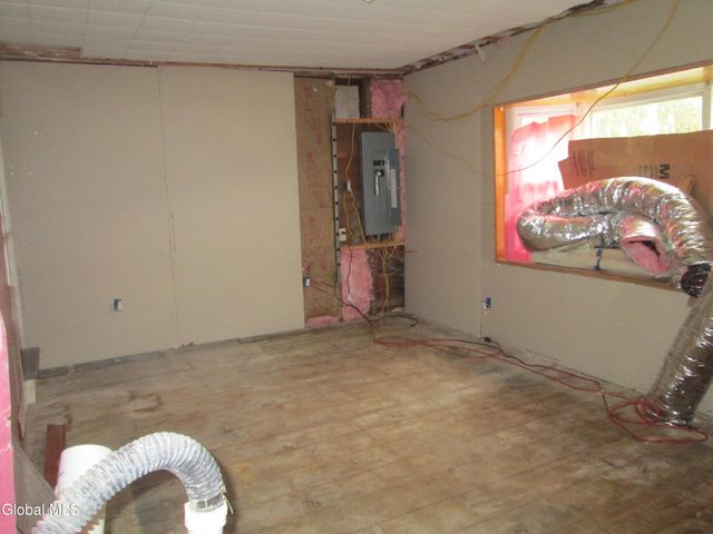 15 Wilson Street, Gloversville, NY 12078