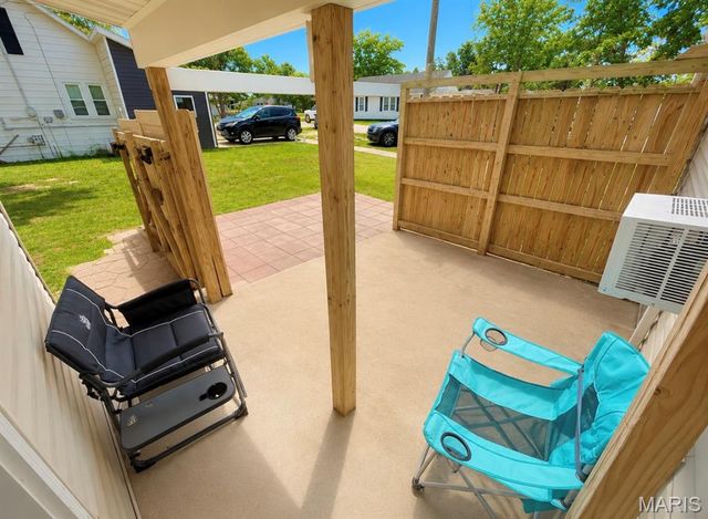 303 E Ash Street, Desloge, MO 63601