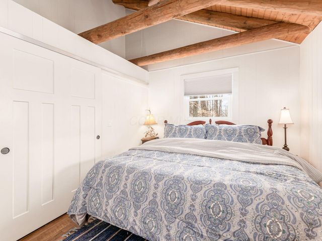 1060 Fox Lane, Sugar Grove, OH 43155