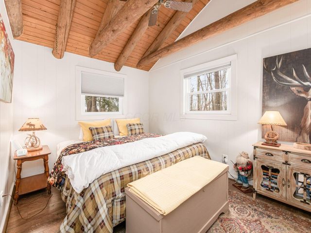 1060 Fox Lane, Sugar Grove, OH 43155