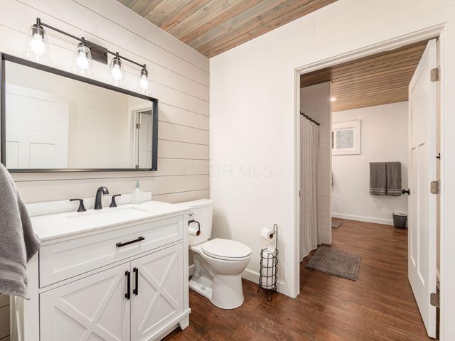 1060 Fox Lane, Sugar Grove, OH 43155