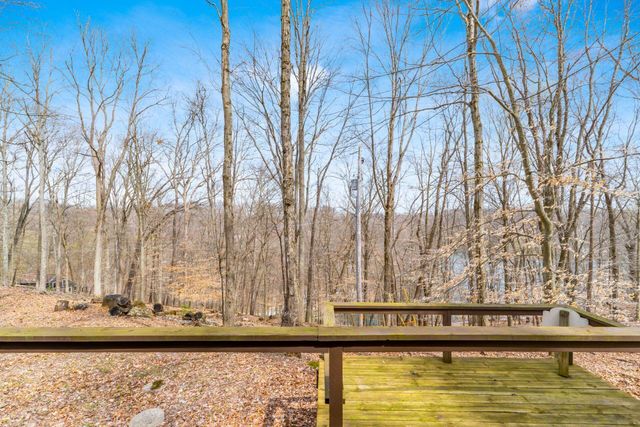 1060 Fox Lane, Sugar Grove, OH 43155