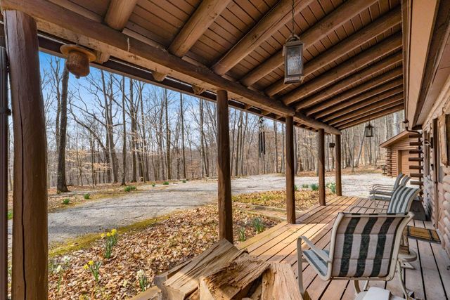 1060 Fox Lane, Sugar Grove, OH 43155