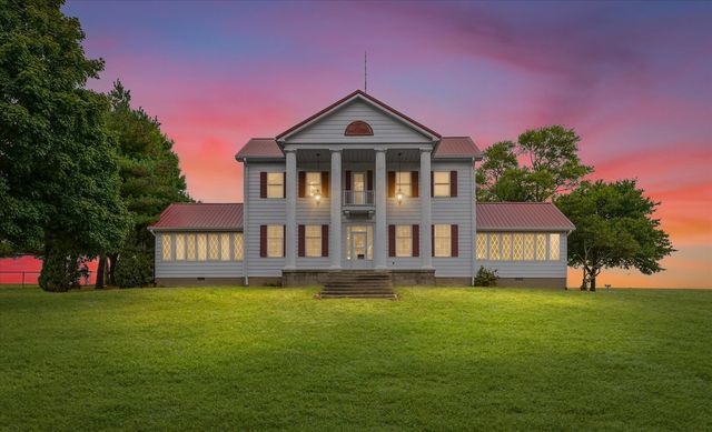 2550 E County Road 1375 Road, Newman, IL 61942