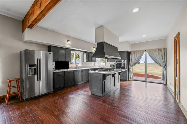 2550 E County Road 1375 Road, Newman, IL 61942