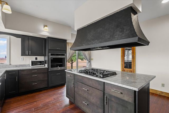 2550 E County Road 1375 Road, Newman, IL 61942