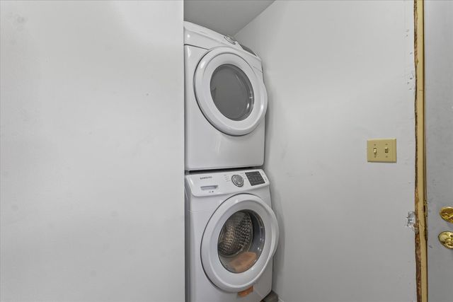 2550 E County Road 1375 Road, Newman, IL 61942