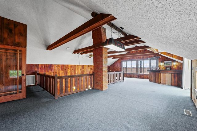 2550 E County Road 1375 Road, Newman, IL 61942