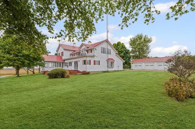 2550 E County Road 1375 Road, Newman, IL 61942