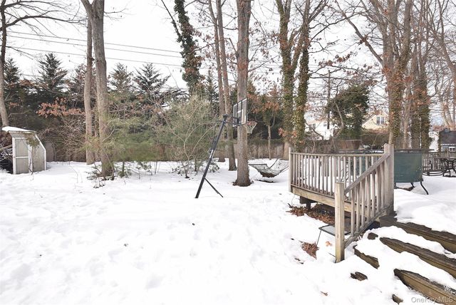 338 Pond Path, East Setauket, NY 11733