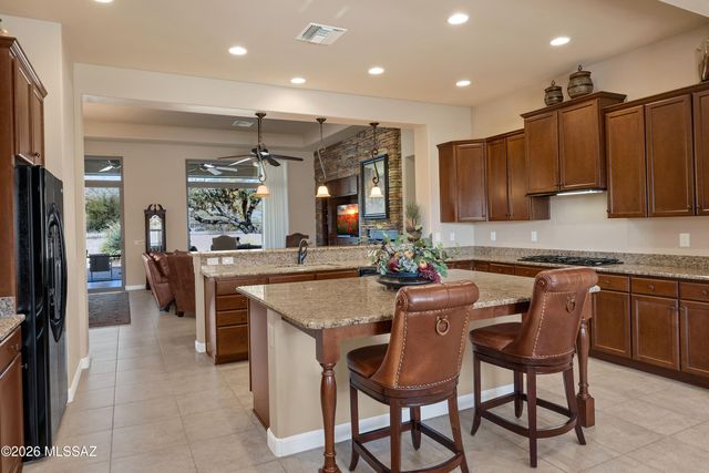 66162 E Box Elder Road, Tucson, AZ 85739