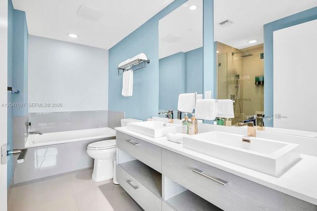 55 SW 9th Street 3306, Miami, FL 33130