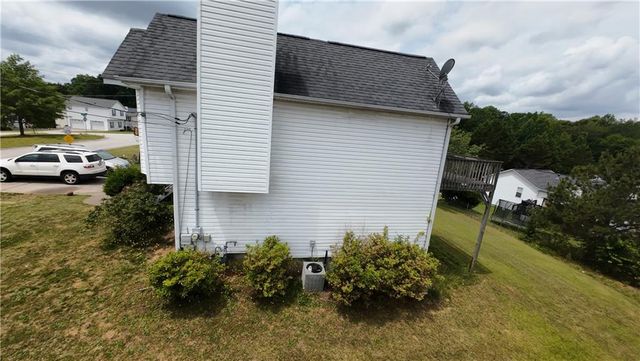 137 Concorde Drive, Villa Rica, GA 30180