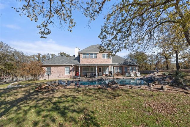 103 Iron Horse Court, Azle, TX 76020