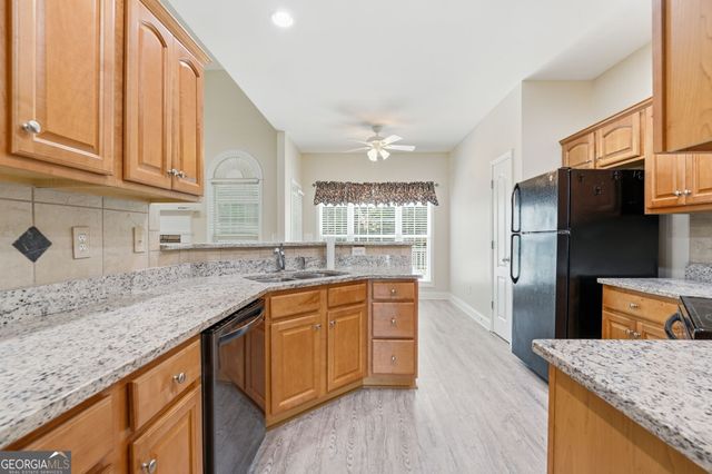 404 Vineyard Drive, Dallas, GA 30132