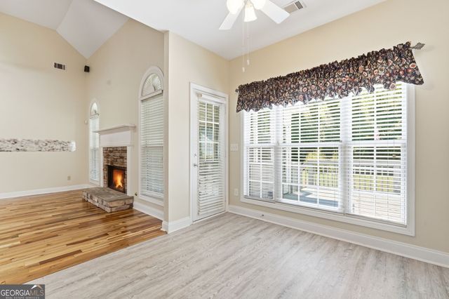404 Vineyard Drive, Dallas, GA 30132