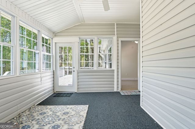 404 Vineyard Drive, Dallas, GA 30132