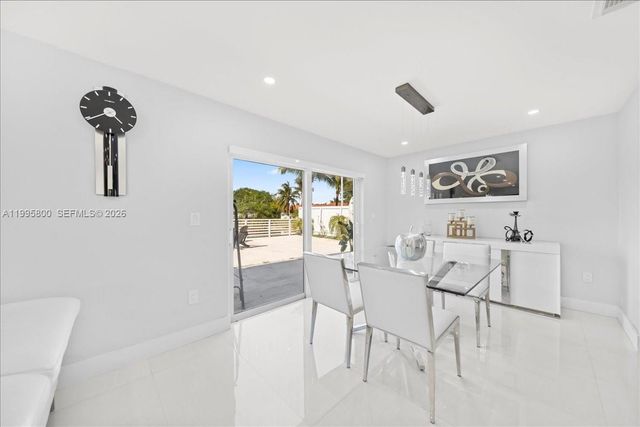 15341 SW 36th St, Miami, FL 33185