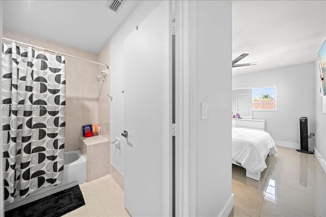 15341 SW 36th St, Miami, FL 33185