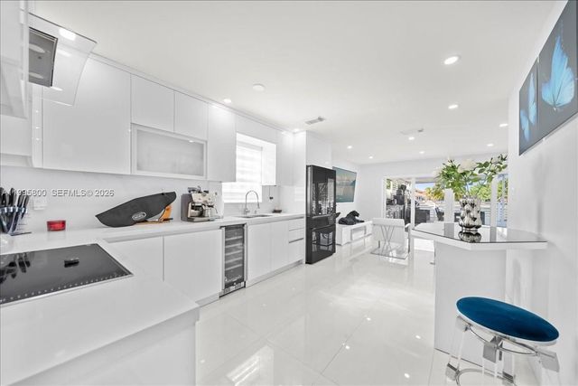 15341 SW 36th St, Miami, FL 33185