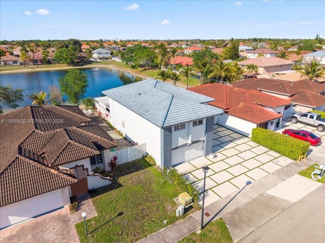 15341 SW 36th St, Miami, FL 33185