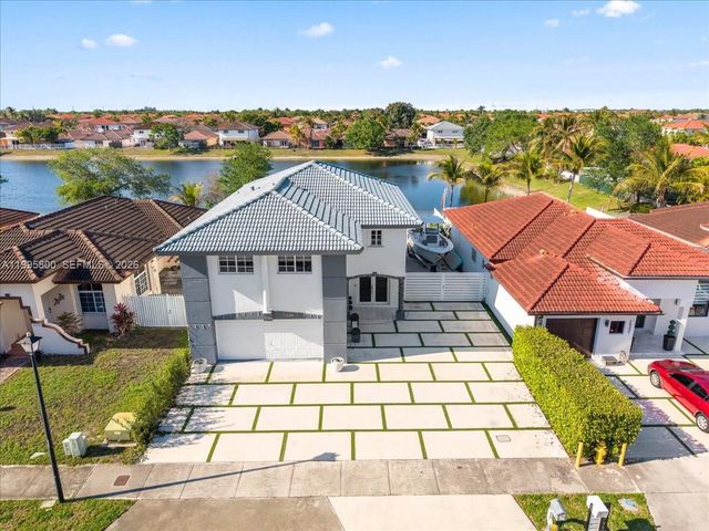 15341 SW 36th St, Miami, FL 33185